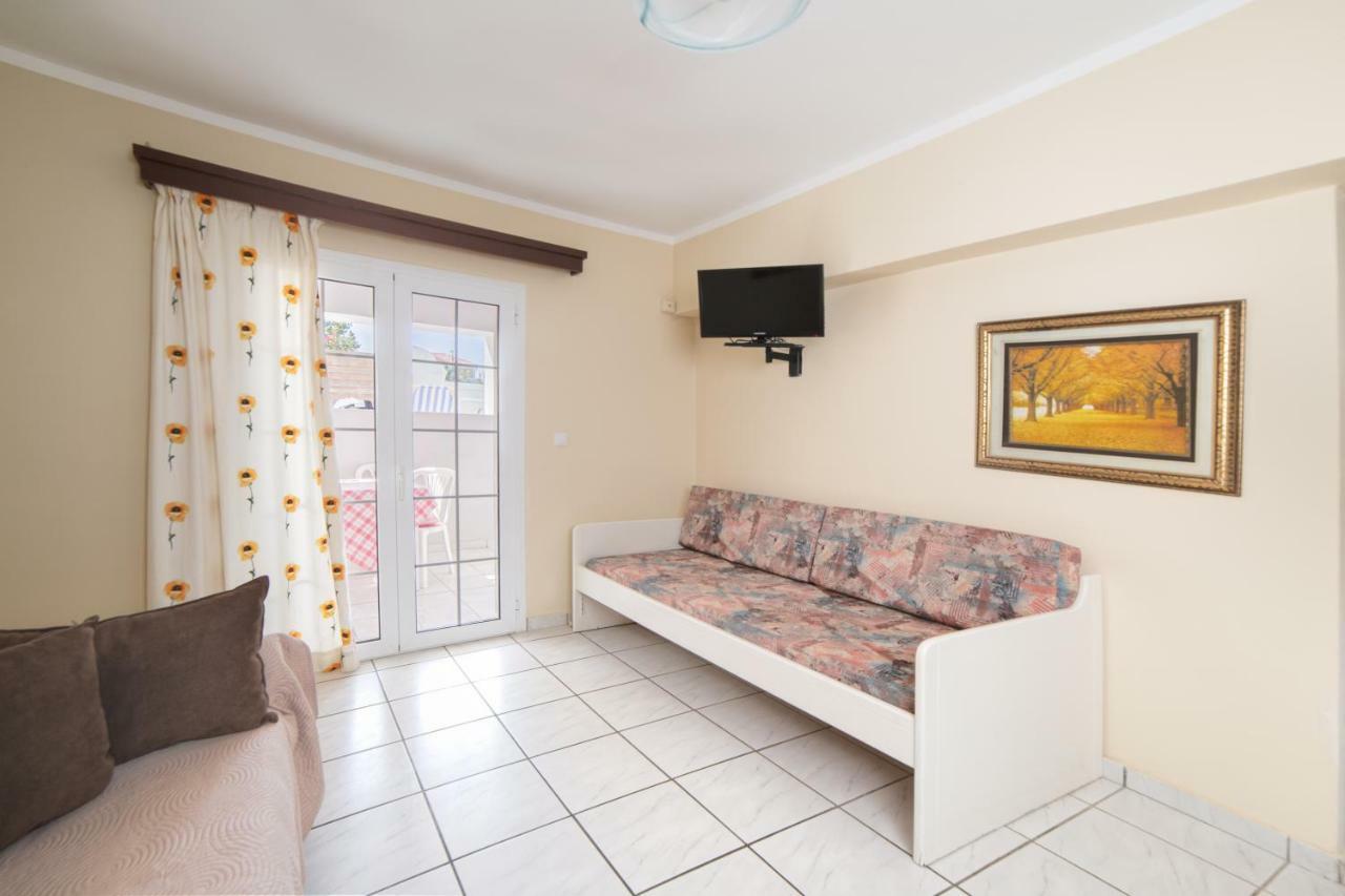 Georgina Inn Laganas Dış mekan fotoğraf